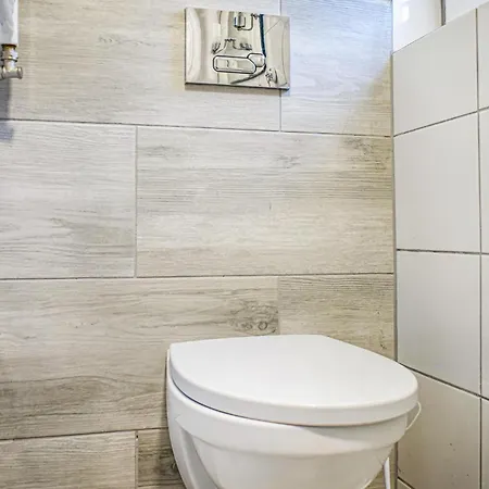 Lovely In With Kitchen 펜션 Sianow