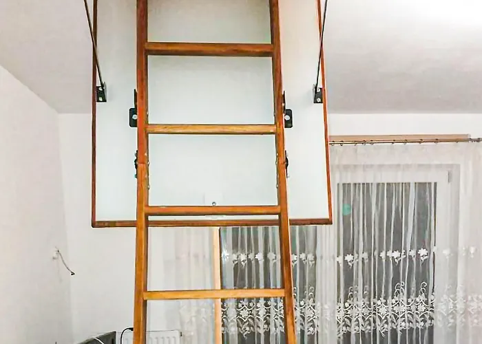 Lovely In With Kitchen בית נופש